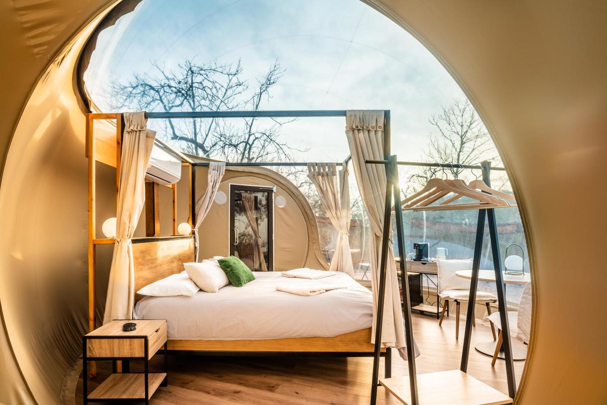 Horizonte Bubble Rooms Cortegana Exterior photo